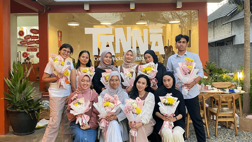 Banner for SMELY: Bridging Emotions with Flowers and Thoughtful Gifts